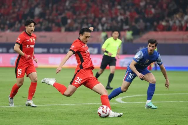 亚洲豪强上演激烈争夺，胜者晋级下一轮对决，稳步上升