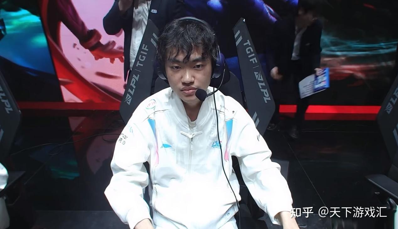 包含BLG鏖战FNC,Faker团战一打五鏖战多局半决赛,留下经典瞬间的词条 包含BLG鏖战FNC,Faker团战一打五鏖战多局半决赛,留下经典瞬间的词条