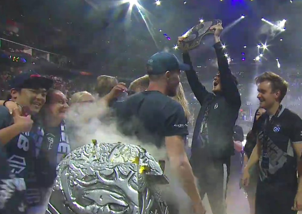 EG险胜DK，Ming拿下关键大龙宿敌对决半决赛，留下经典瞬间