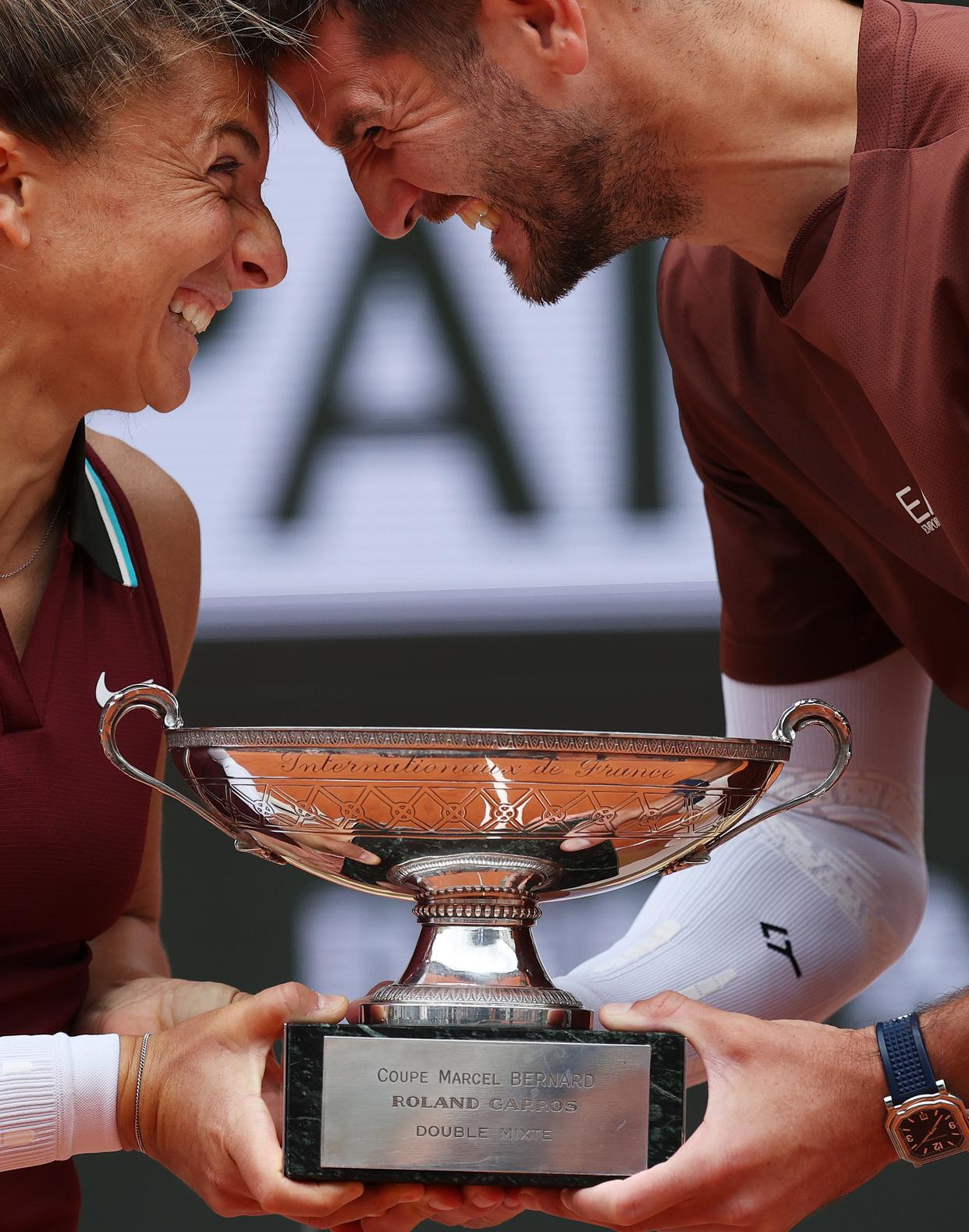 意大利网球队翻盘德国网球队，瓦林卡统治全场